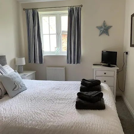 Seaside At The Bay Filey, Sleeps 4, 2 Dogs Welcome For Free Too