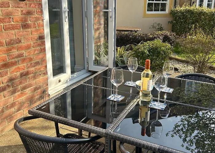 Hébergement de vacances Seaside Cottage, The Bay, 2 Bedrooms, Patio, Parking Nearby, 2 Dogs Welcome Filey